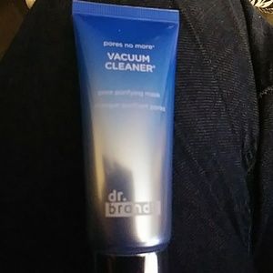 Dr. Brandt vacuum cleaner 1 oz